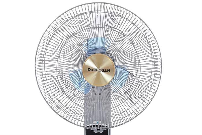 Quạt treo tường Daikiosan 6 cánh DQ121 55W