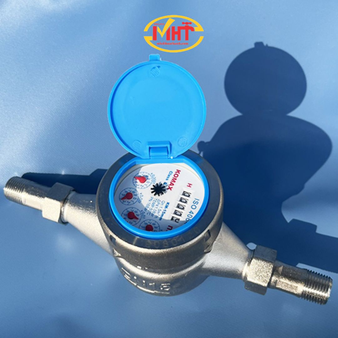Dong-Ho-Nuoc-Komax-Than-Inox-DN15-Noi-Ren-Chinh-hang-13.jpg?v=1779782883