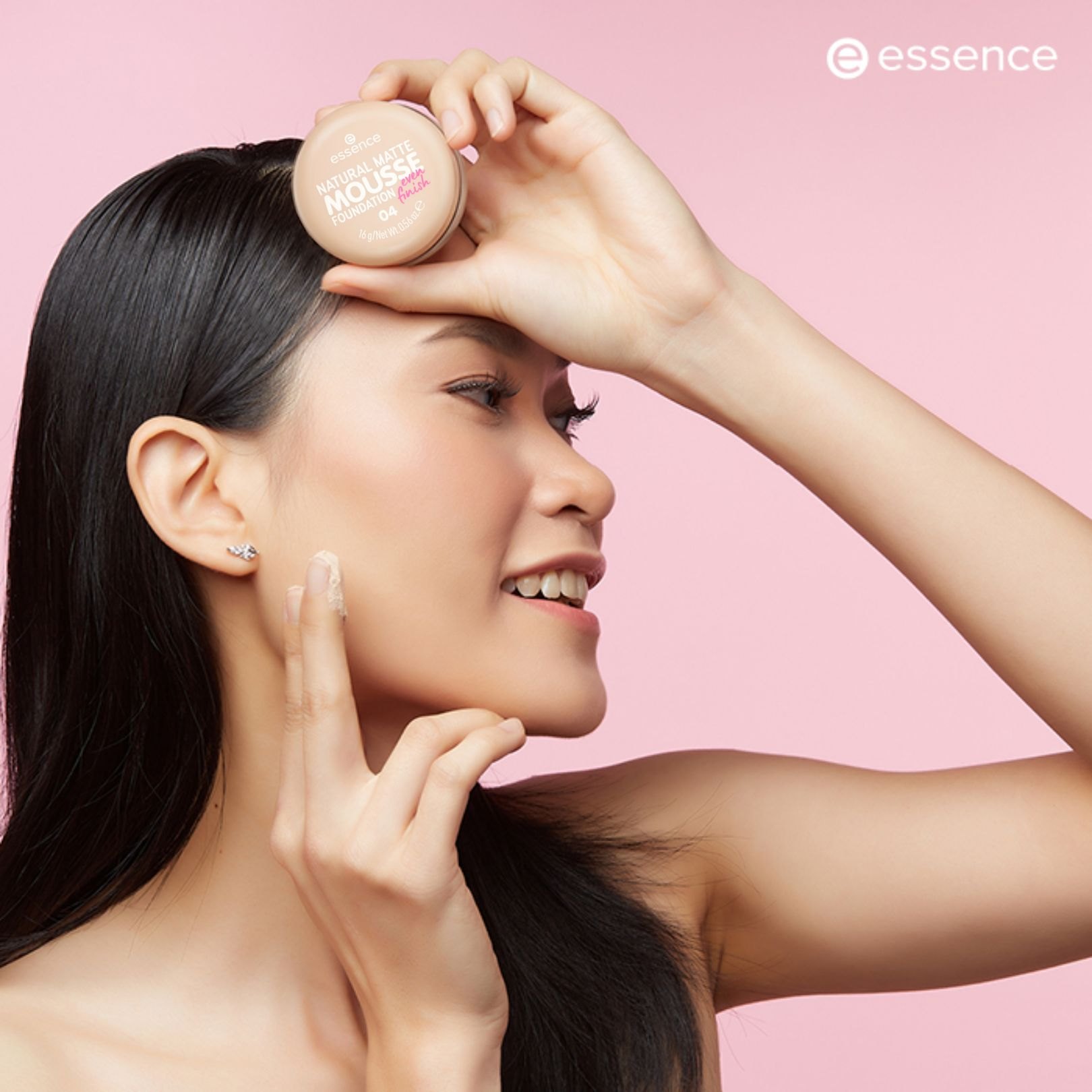 Essence Soft Touch Mousse Phấn trang điểm tươi Đức (16g)