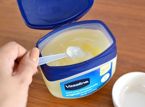 Vaseline Pure Petroleum Jelly Sáp dưỡng ẩm, Mỹ (100ml)