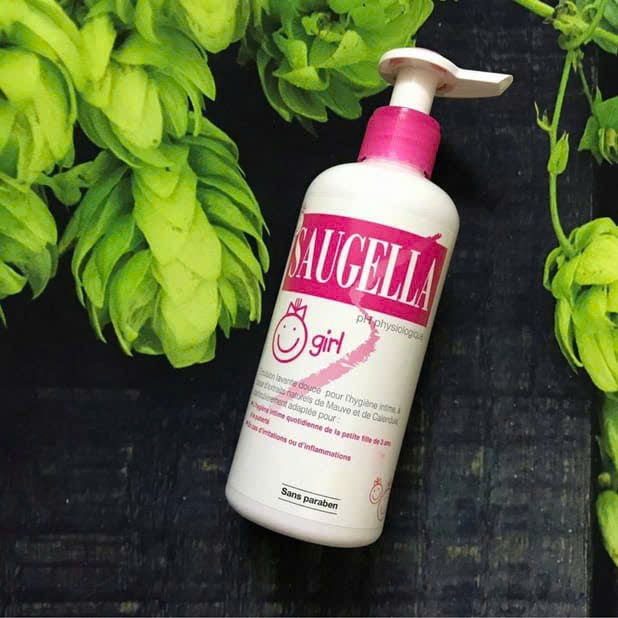 Saugella Dung dịch vệ sinh bé gái 3-12 tuổi Pháp (200ml)