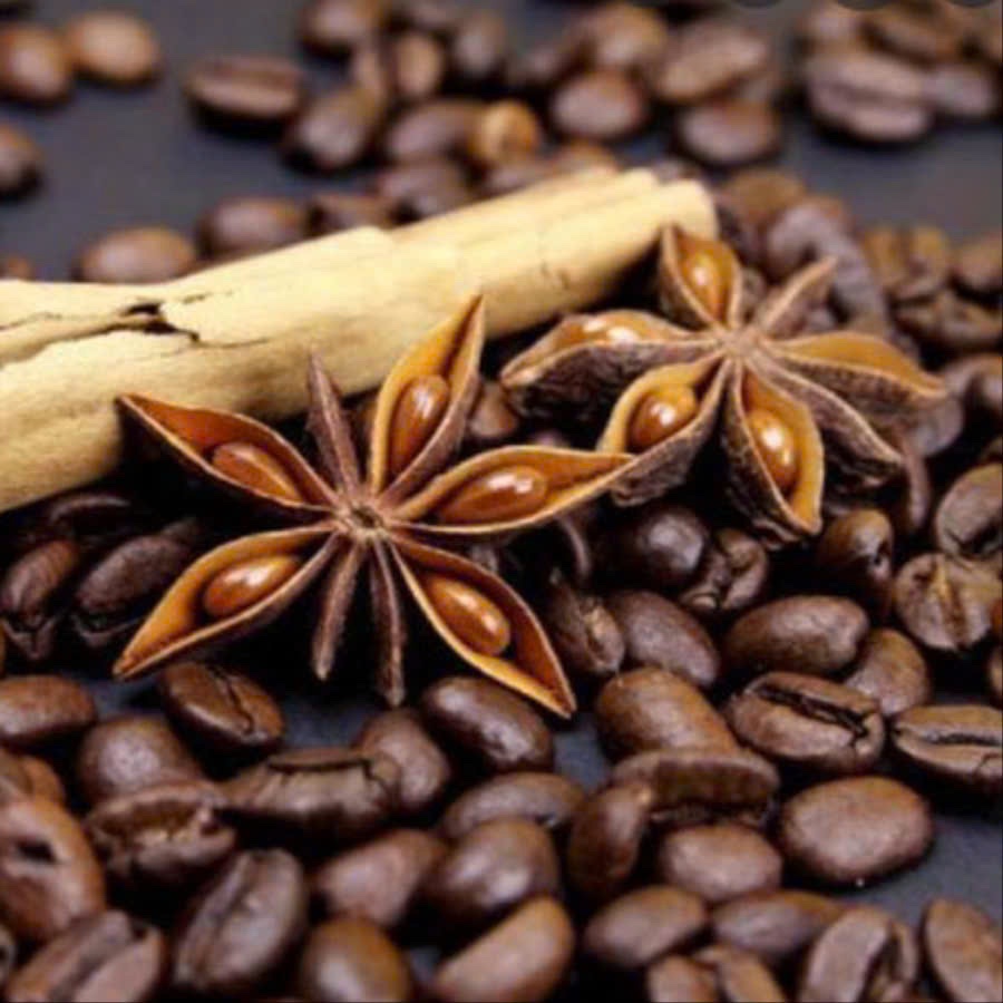 Bilena Body Scrub Coffee Cloves Cinnamon Tẩy da chết toàn thân chiết xuất từ quế hồi và cafe Nga (380g)