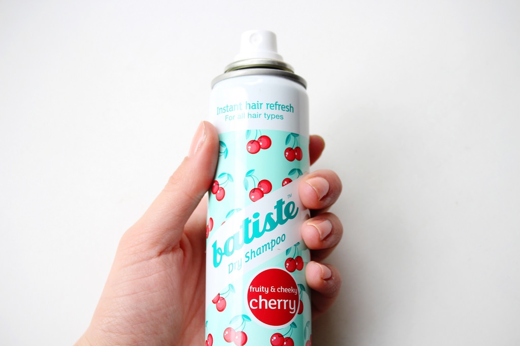 Batiste Dry Shampoo Dầu gội đầu khô Cherry UK (200ml)