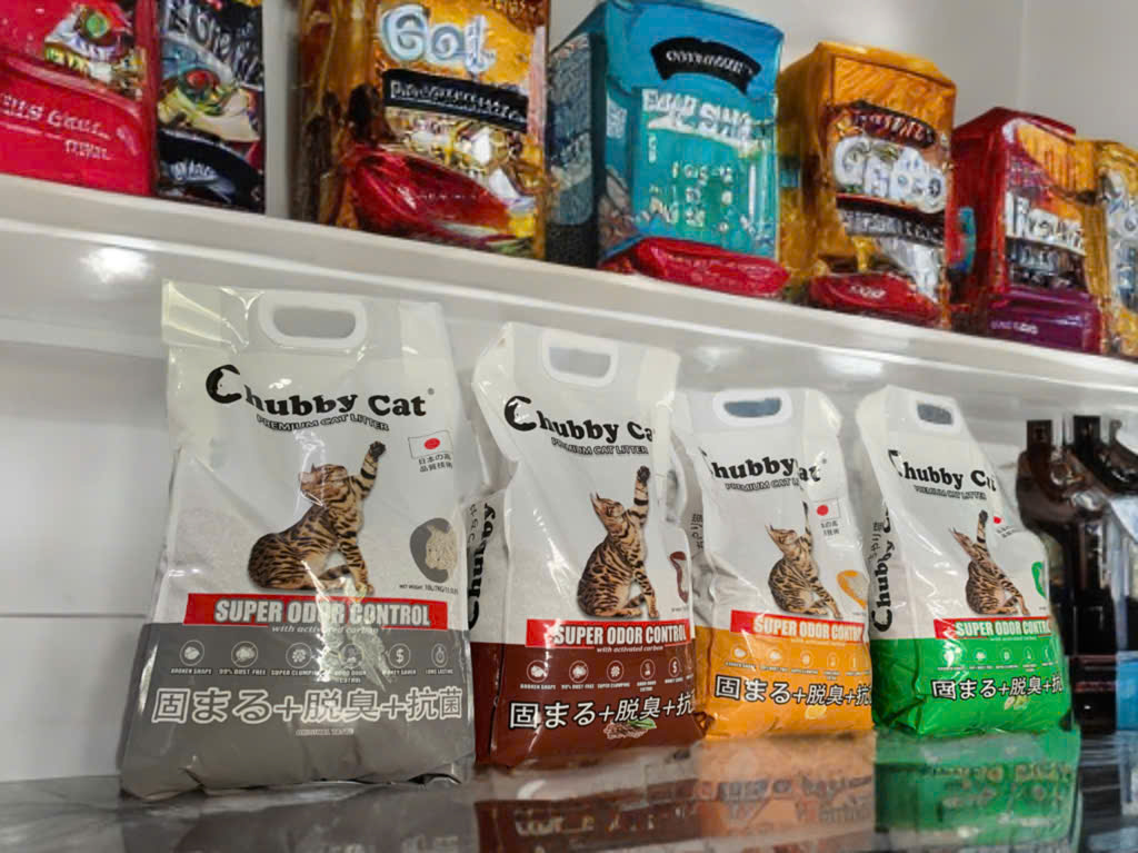CHUBBY CAT Premium Cat Litter cát đá khoáng nghiền mix than hoạt tính nguyên chất Túi 10L/7Kg ít bụi, khử mùi mạnh, siêu vón cục