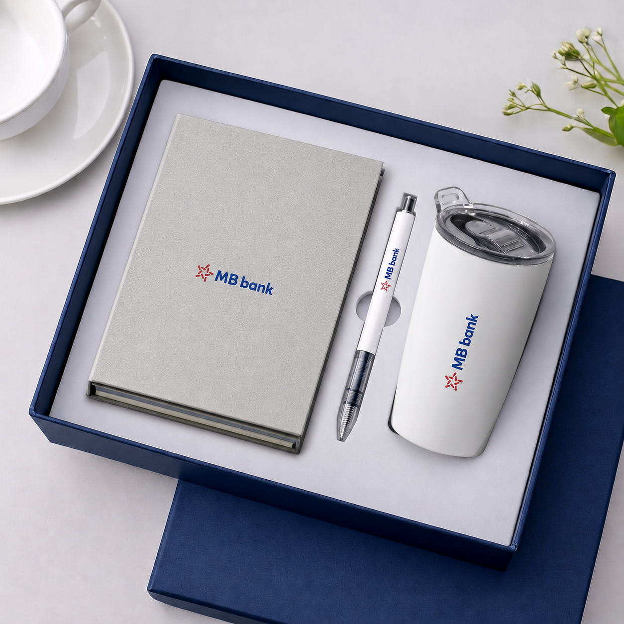 Gift Set Doanh Nghiệp 3-in-1 BrandCharger – Evobook, Serene Eco & Pure Brew: Bộ Quà Tặng Văn Phòng Cao Cấp, In Logo, Chuẩn ESG