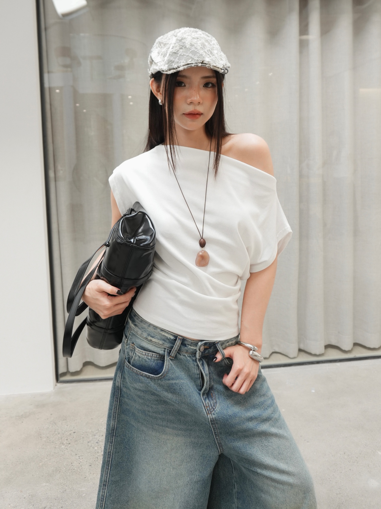 SLANT TOP