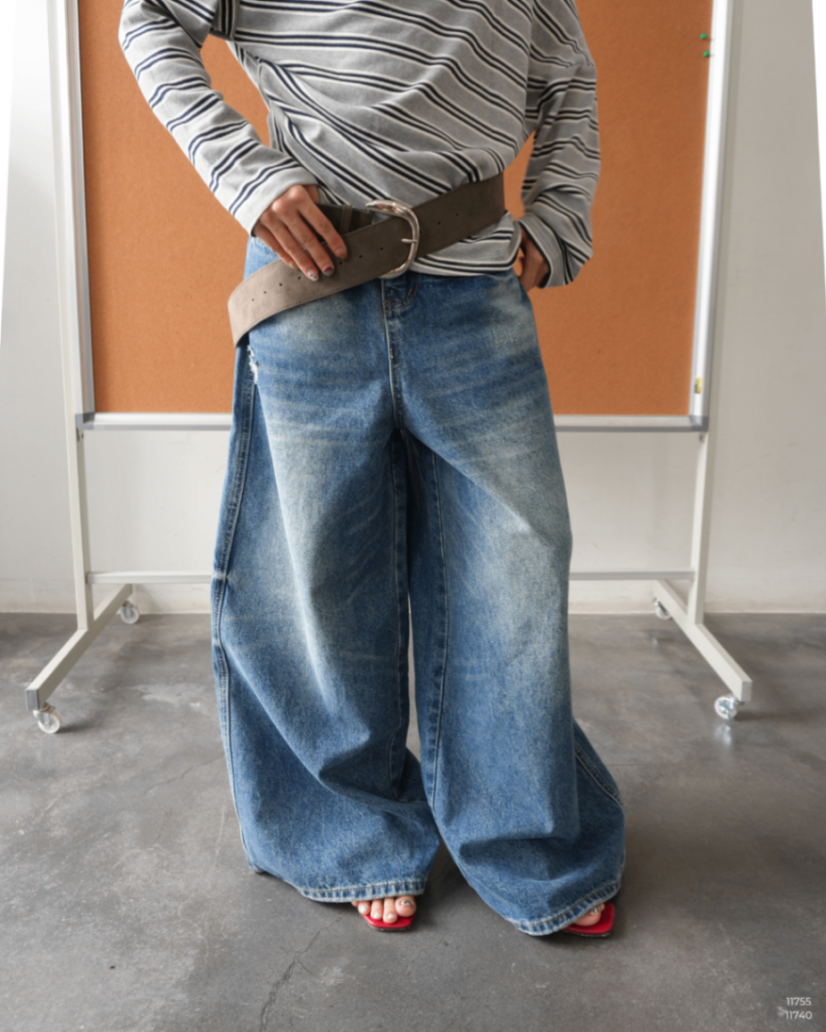 QUẦN JEANS WASH MÀI RÁCH NHỎ A9056