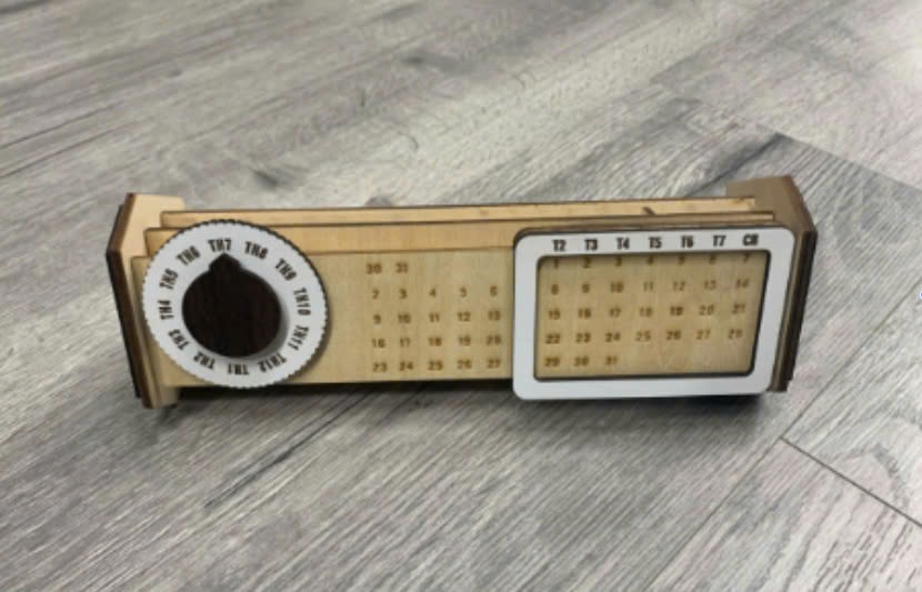 Lịch vạn niên TOY28