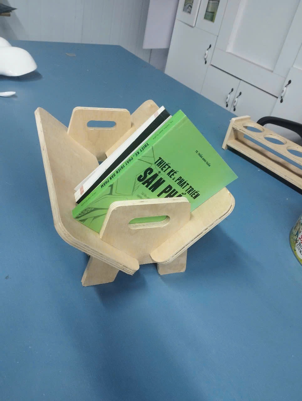 Kệ sách vân gỗ GP414.03