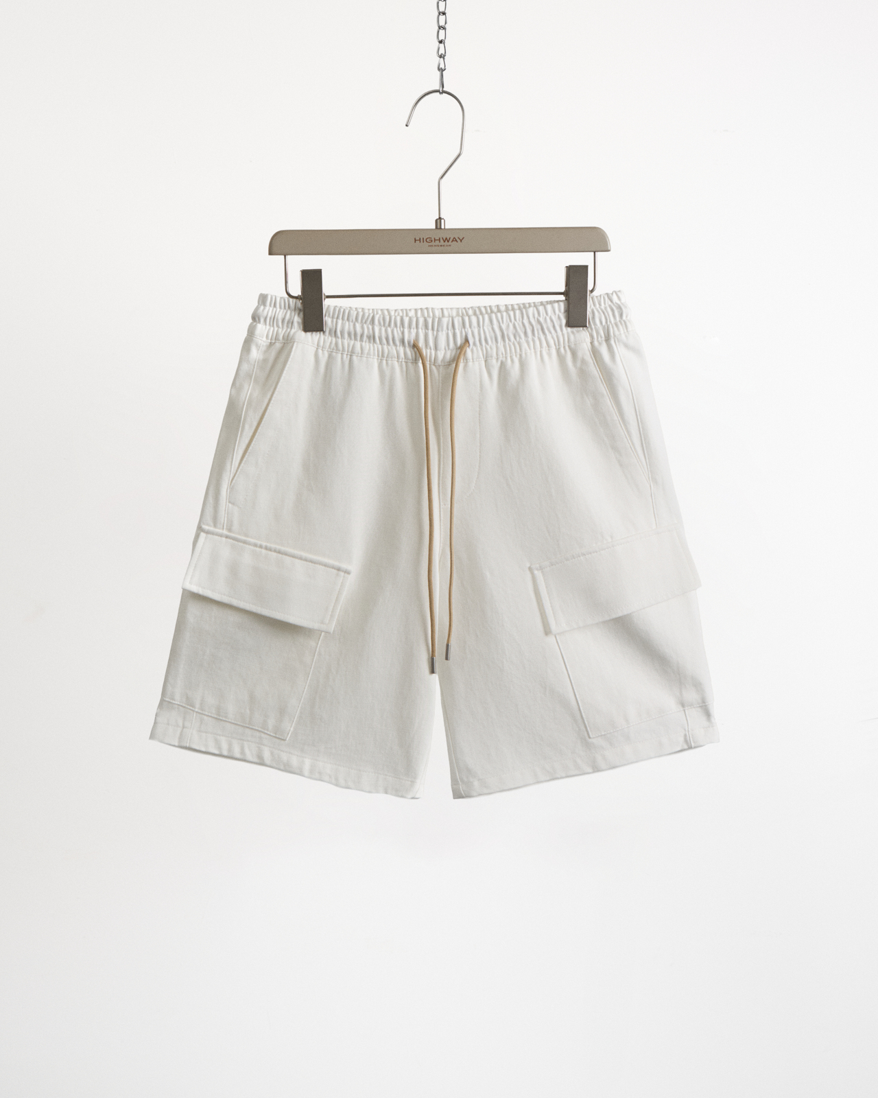 Quần Shorts - Baelor - Regular Fit - Trắng