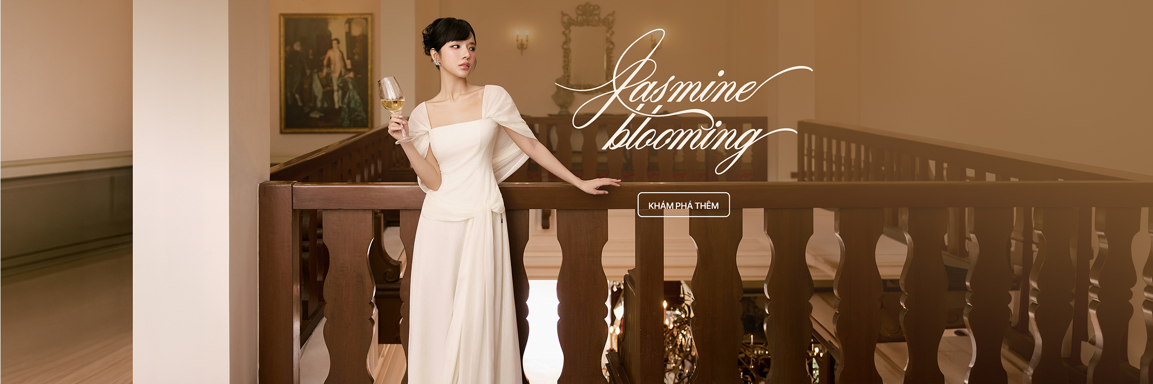JASMINE BLOOMING