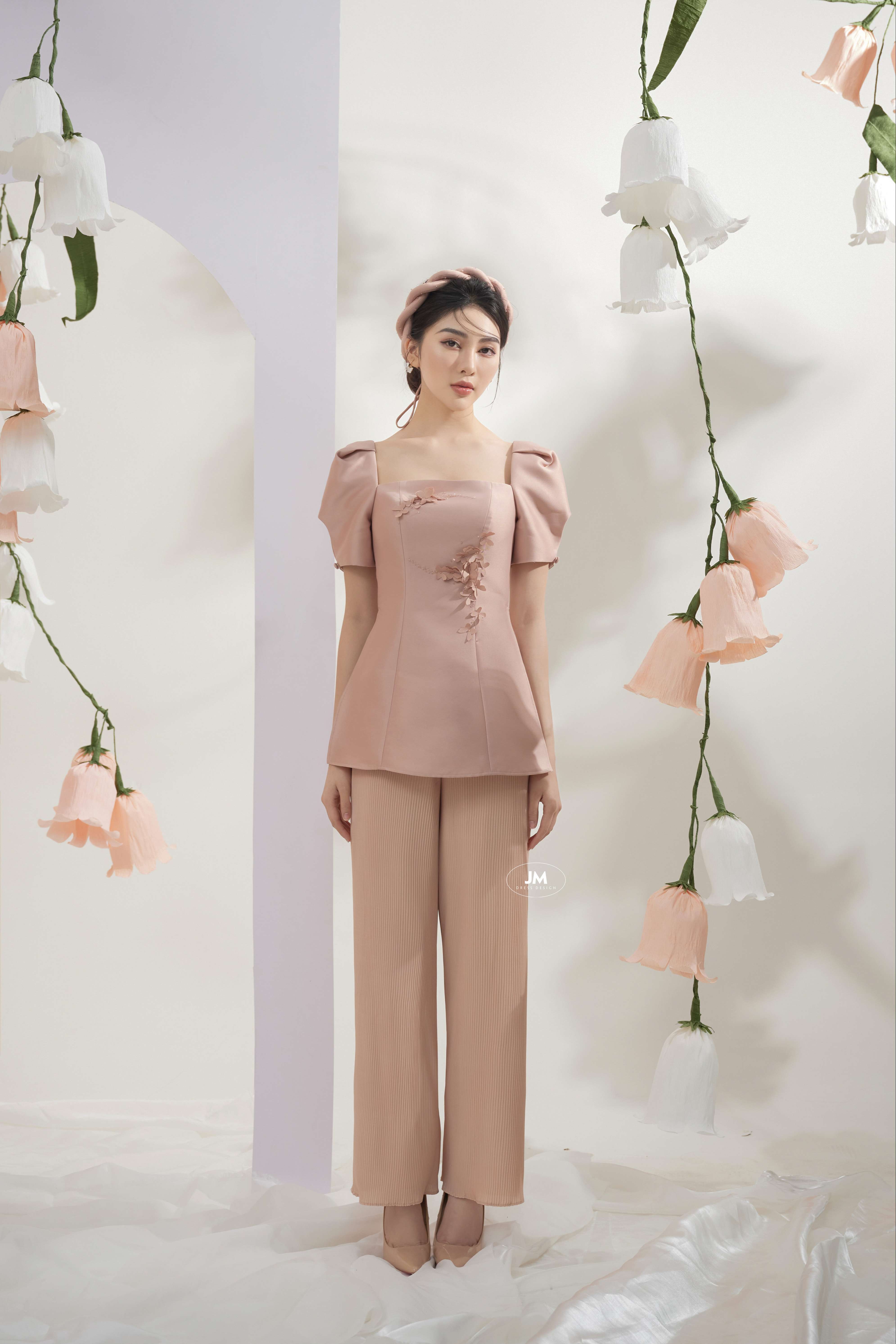 Quần dập li áo dài cạp trơn
