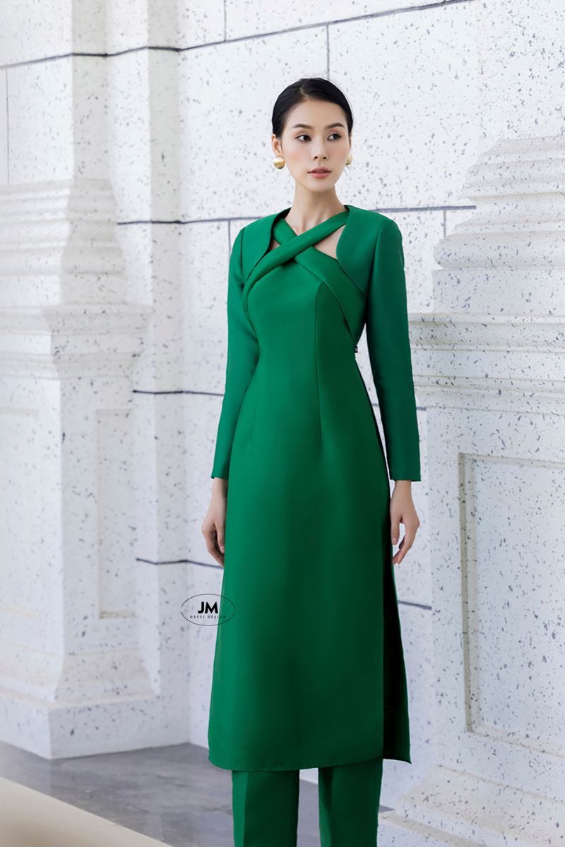 Áo khoác croptop đệm vai ,tay dài