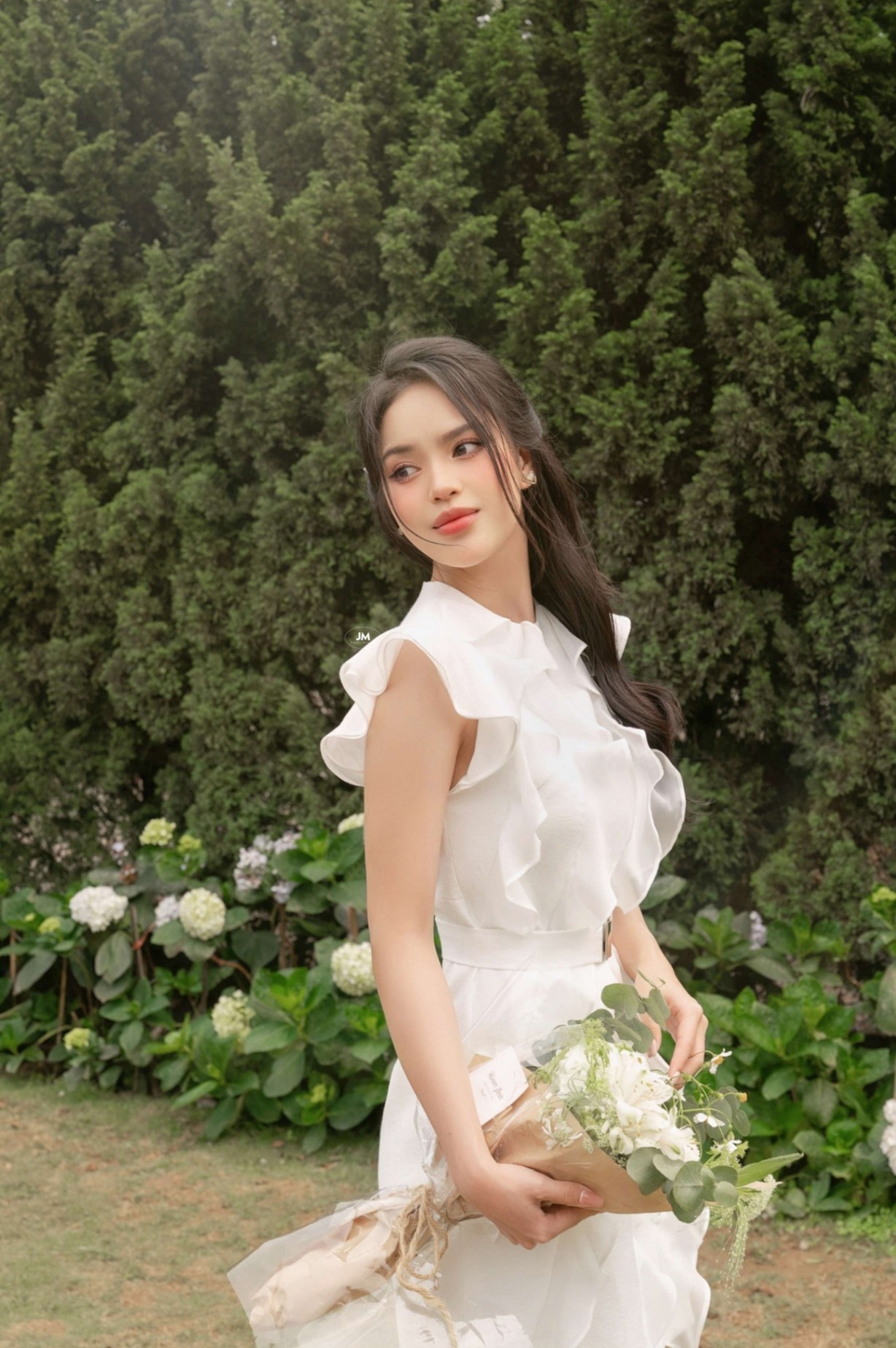 Đầm bổ mảnh bèo đổ thắt đai