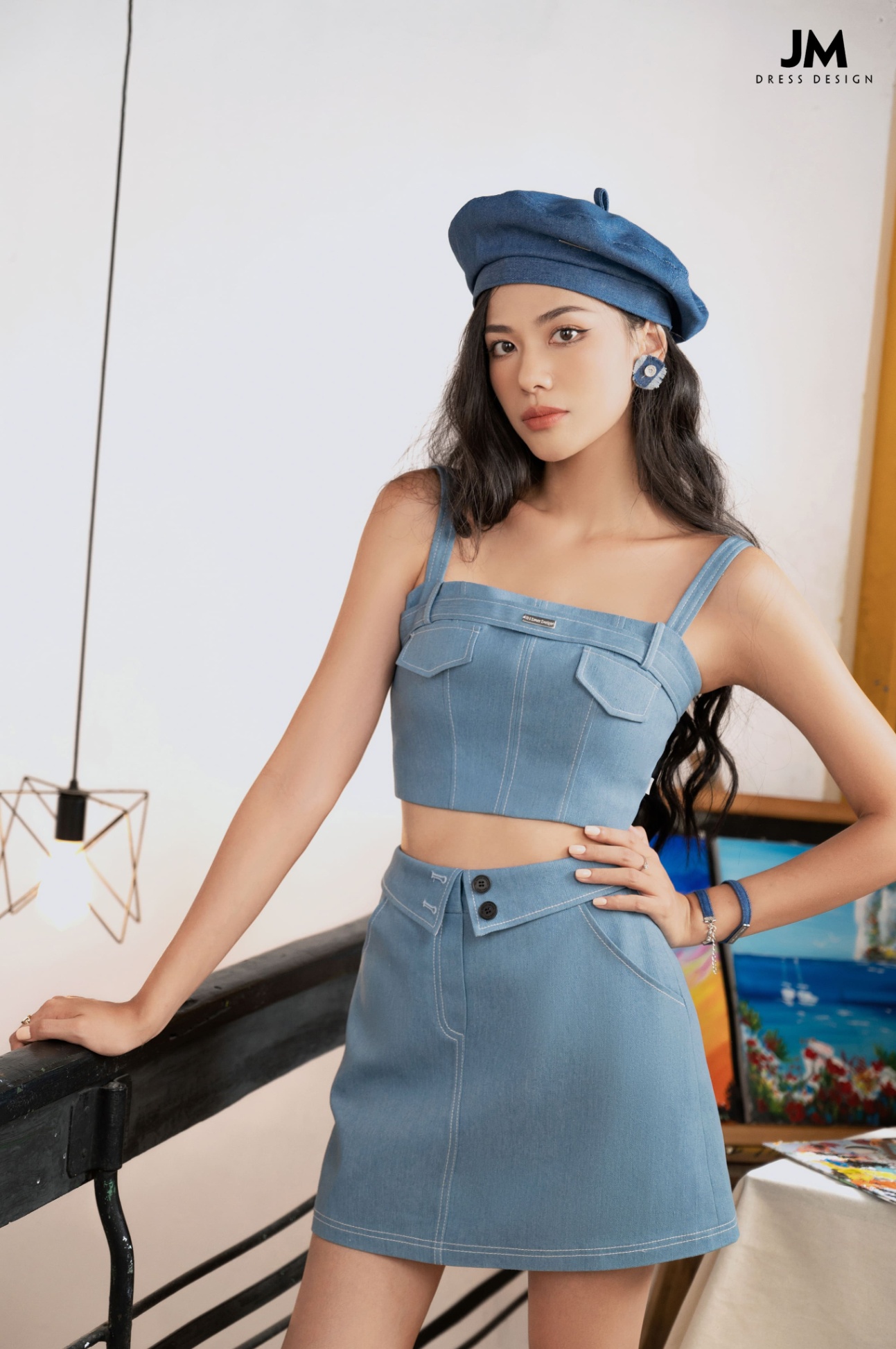 Áo 2 dây đai trước ngực
