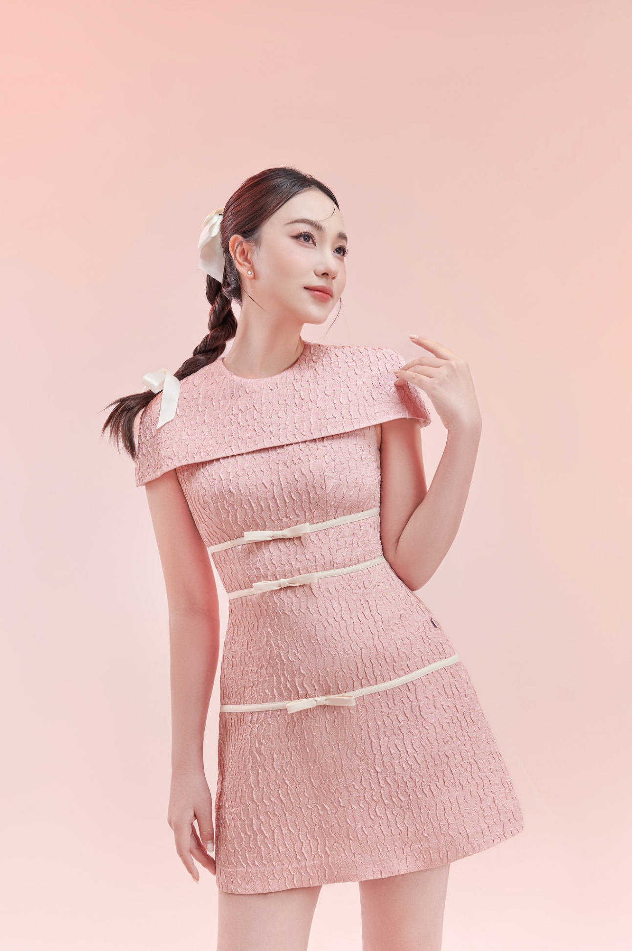 Đầm Dáng A phối nơ