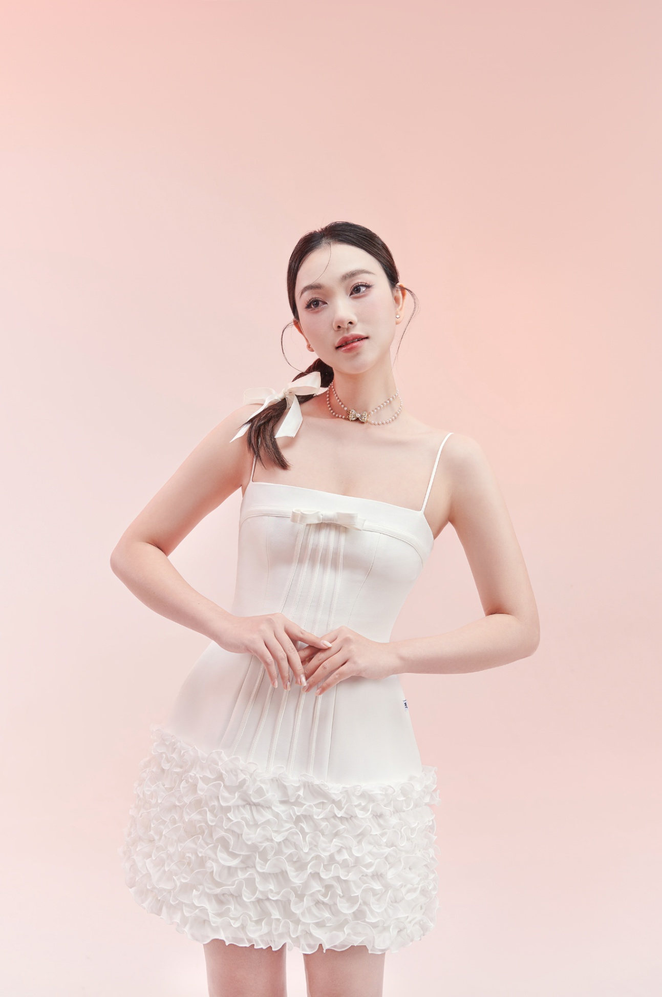 Đầm 2 dây gắn nơ, phối bèo