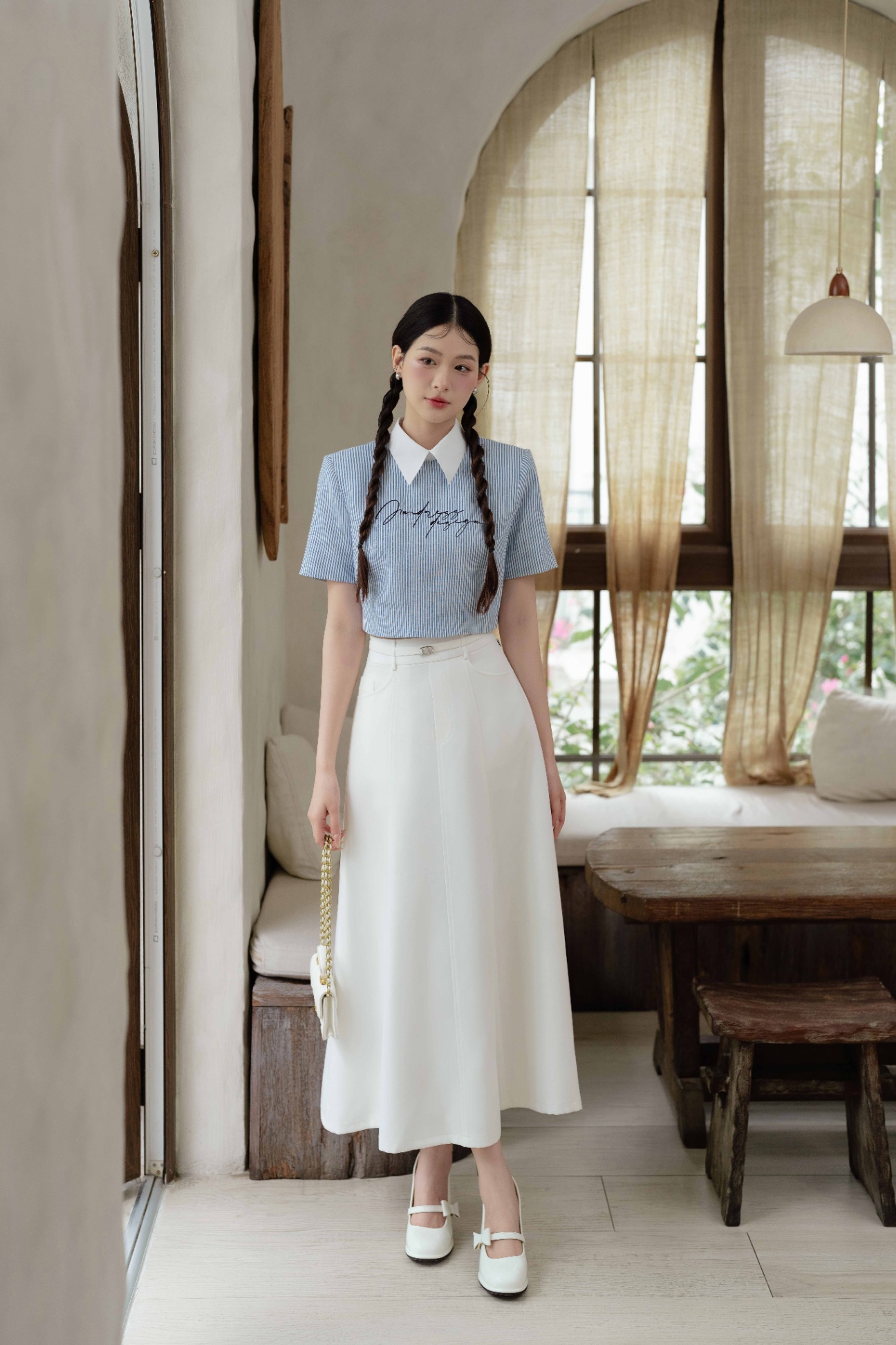 Chân váy dài bổ mảnh đổ