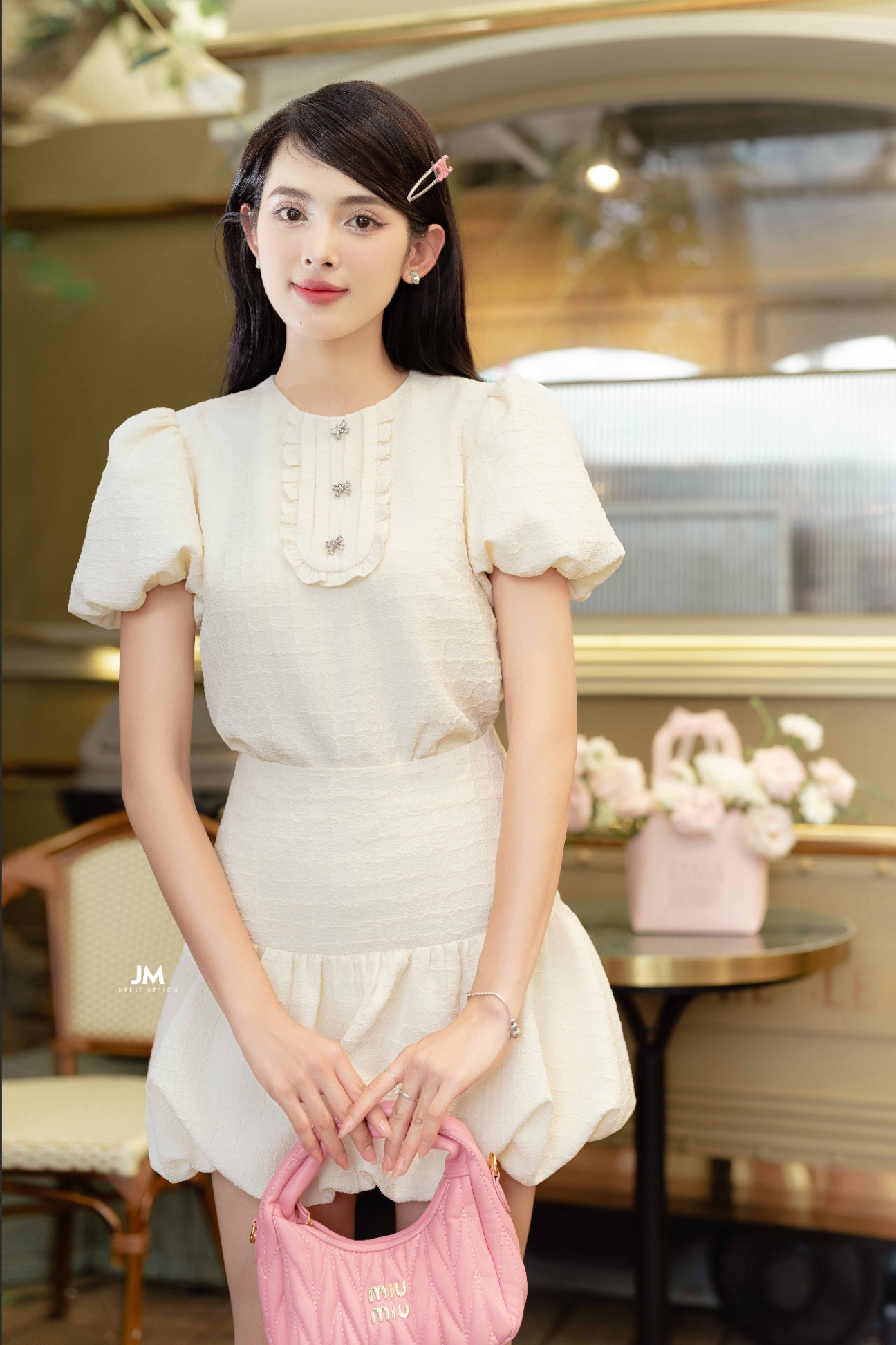 Chân váy giậy lót đính nơ