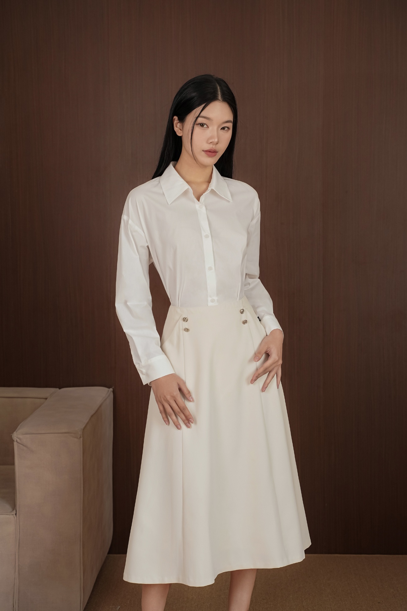 Áo sơ mi dáng vừa cổ đức