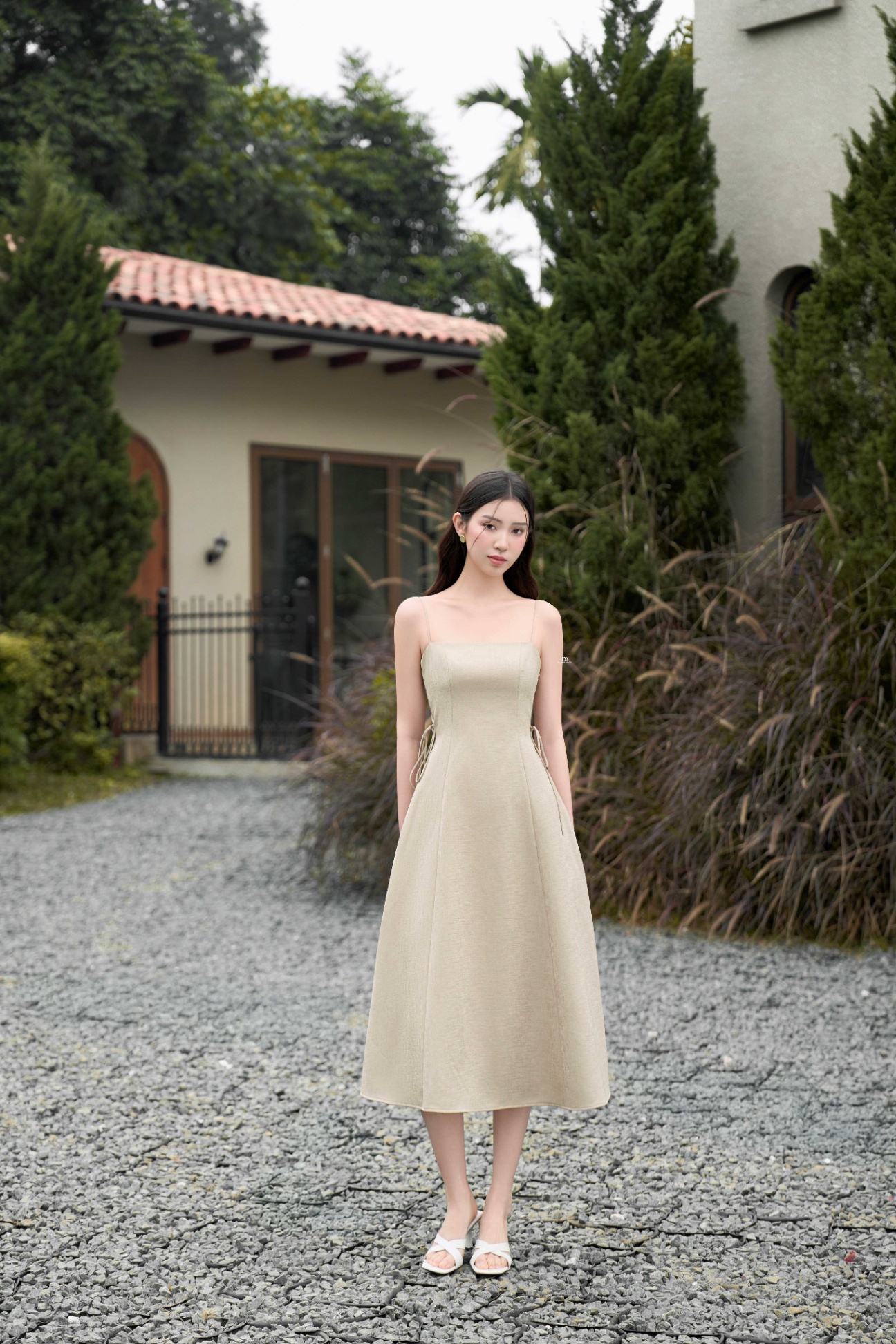 Đầm dài 2 dây đan dây sườn