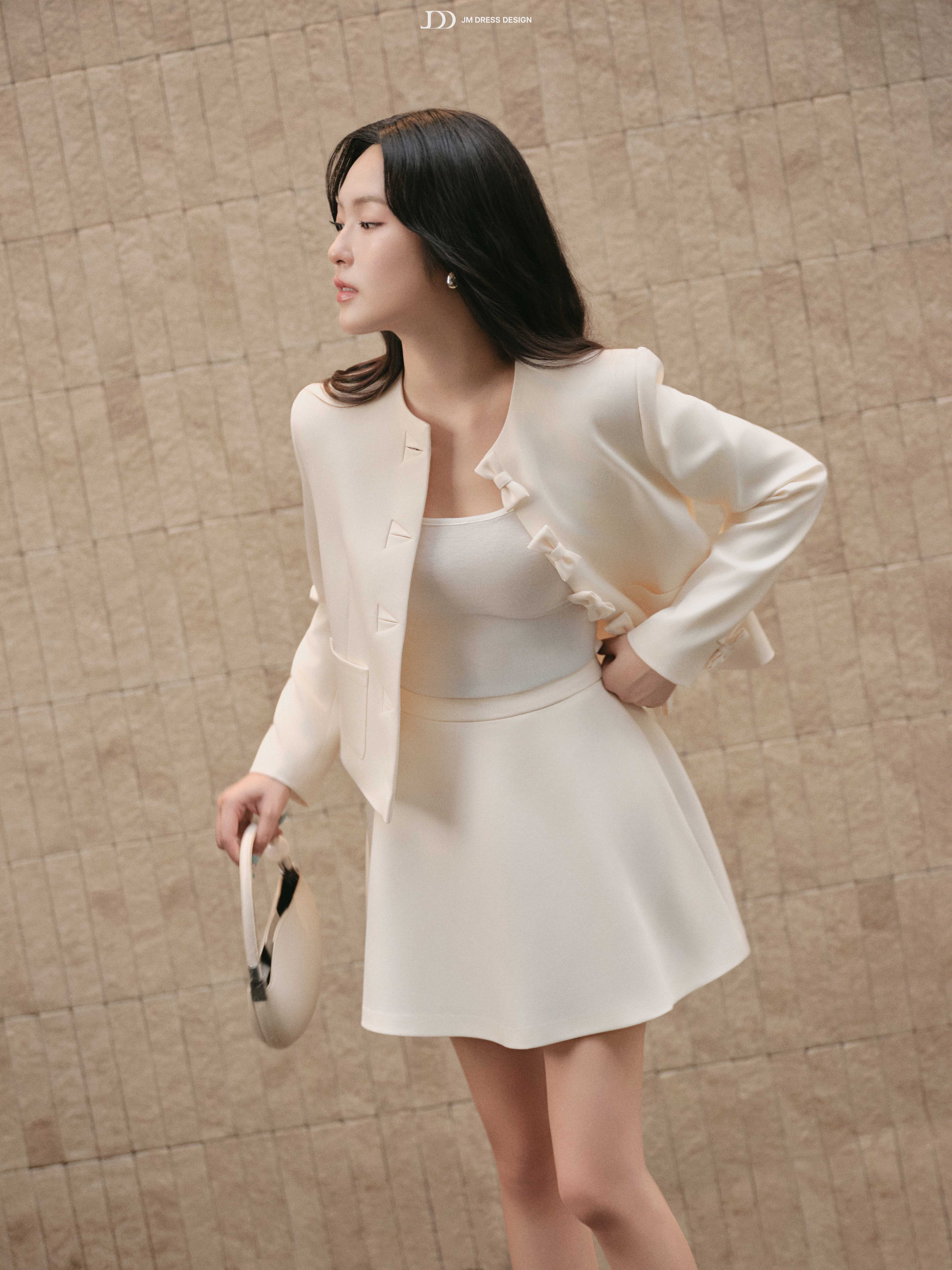 Áo Blazer cổ tròn đính nơ