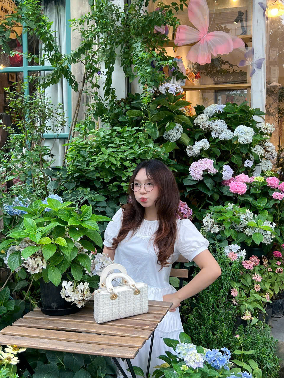 Dia-chi-quan-ca-phe-cafe-chup-hinh-dep-gan-ngoai-thuong-ngoai-giao-dai-hoc-luat-hoc-vien-hanh-chinh-11-7-25_g3.jpg