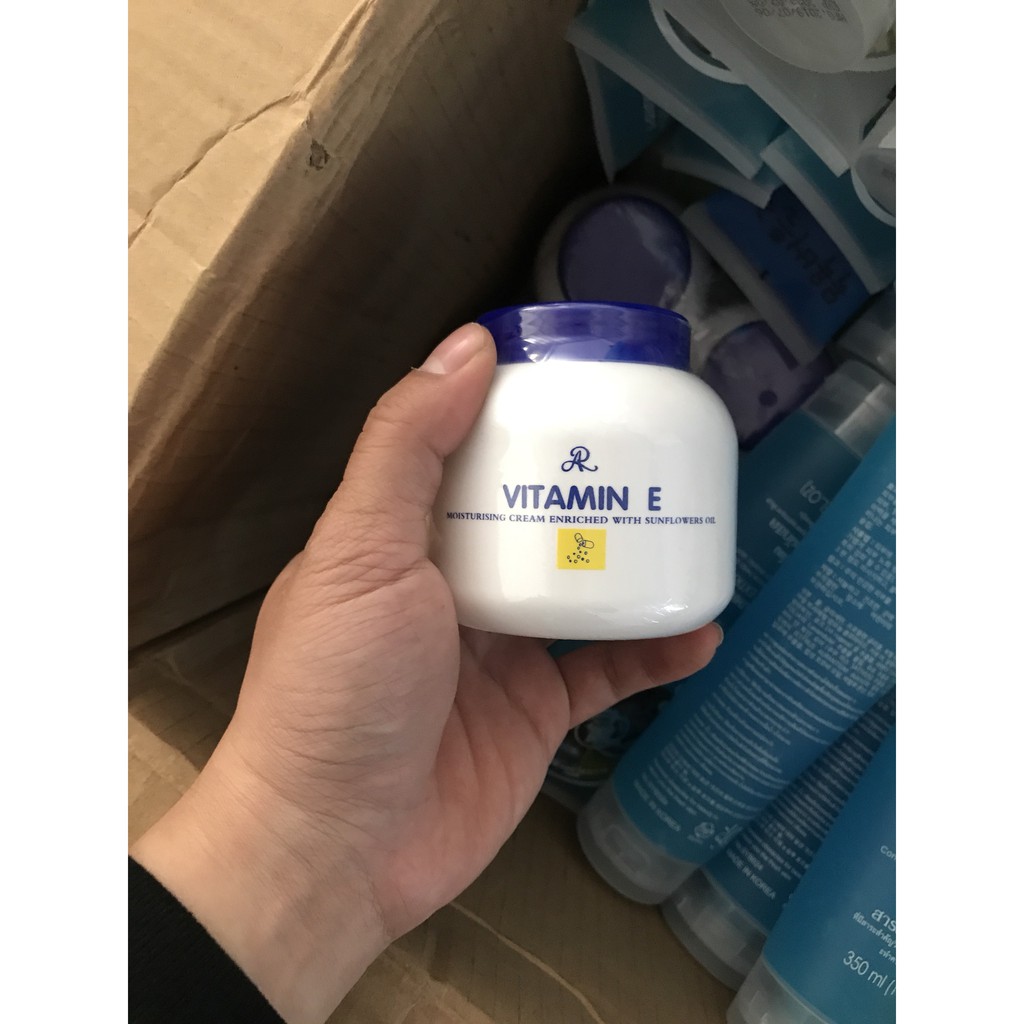 Kem Vitamin E 200ml(DATE MỚI)(Nắp Xanh Hũ Tròn AR)