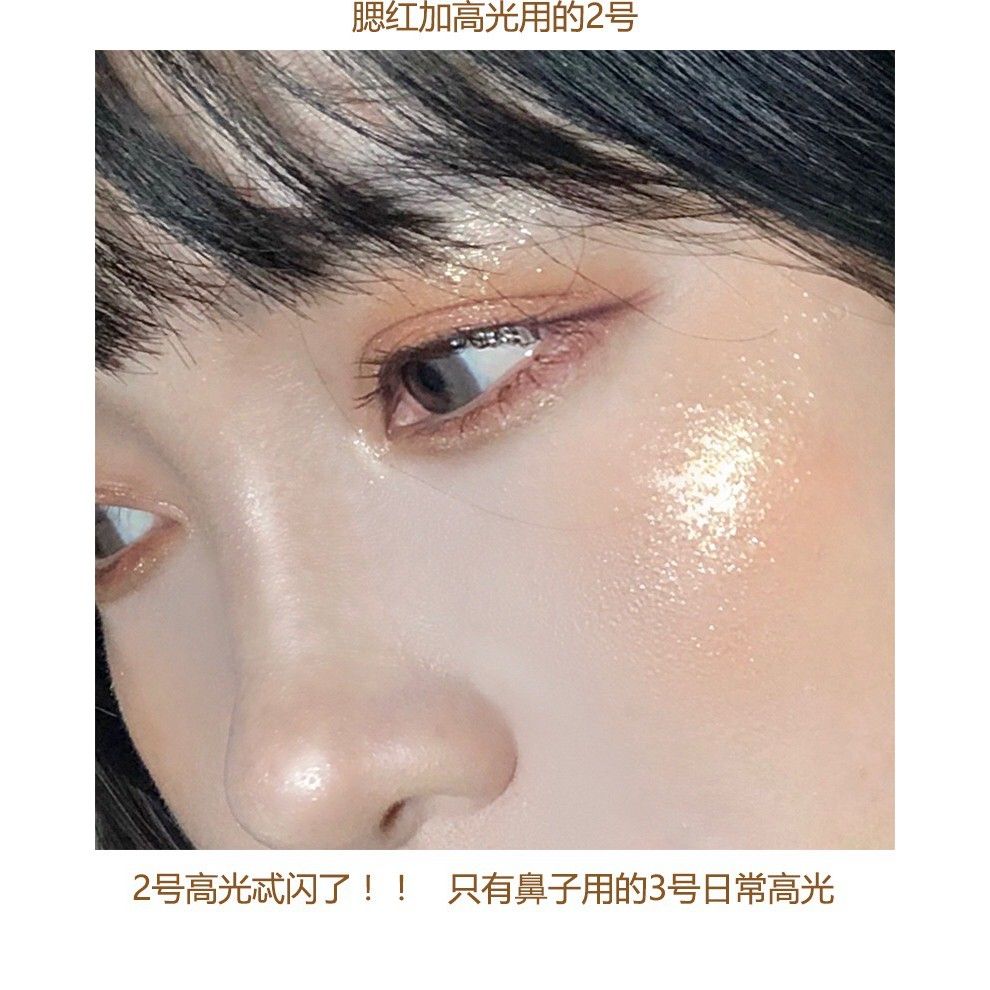 Phấn Mắt Nhũ Kiêm Phấn Má Sweet Mint Trái Tim Bắt Sáng - Sweet mint trái tim