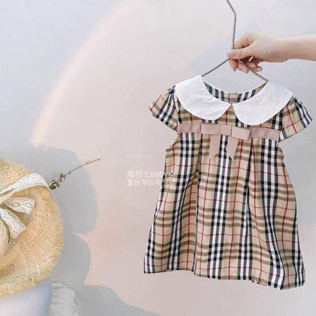 VÁY KẺ BÉ GÁI CỔ SEN