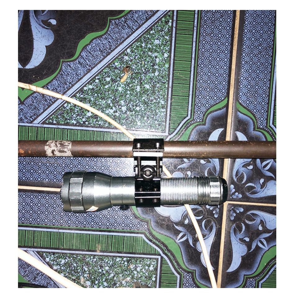Kẹp đa năng K185 Cứng - Khỏe - Chắc dùng cho đèn laze, đèn pin