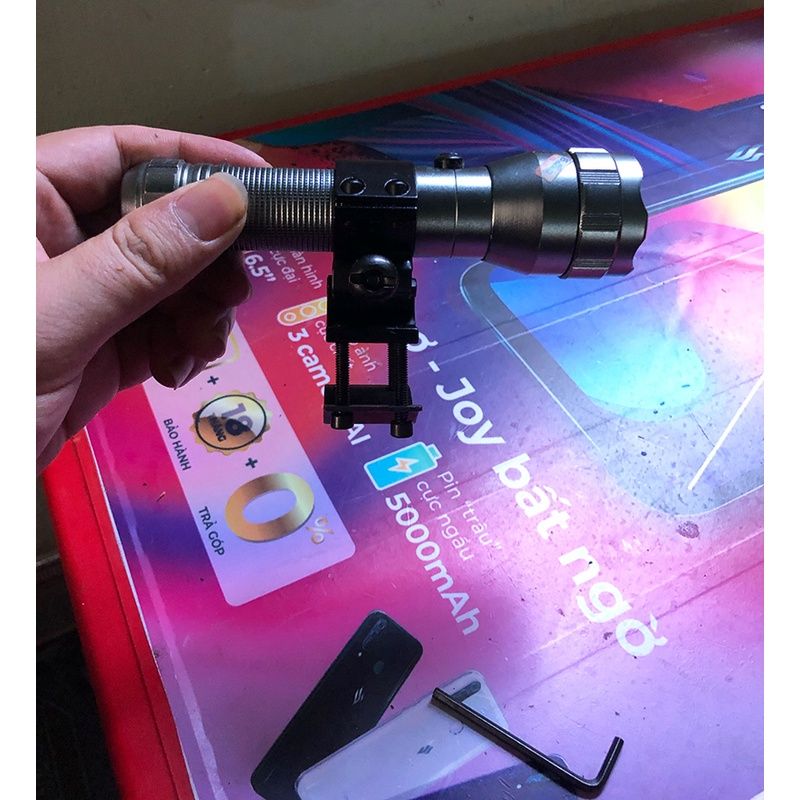 Kẹp đa năng K185 Cứng - Khỏe - Chắc dùng cho đèn laze, đèn pin