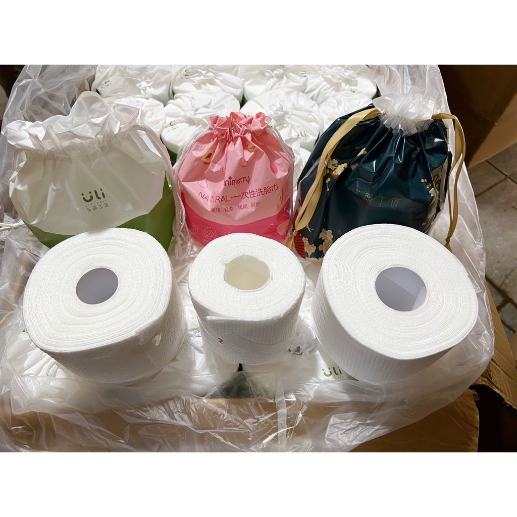 Khăn Tẩy 200 Miếng Trang Dạng Cuộn Uli Xanh Lá JY-294