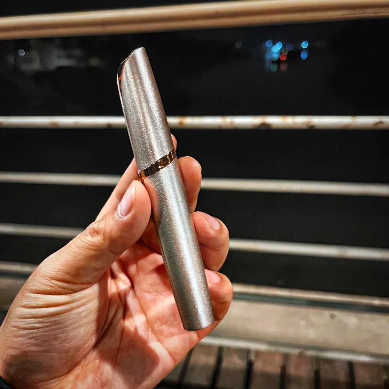 Máy Tỉa Lông Mày FLAWLESS (PIN SẠC)