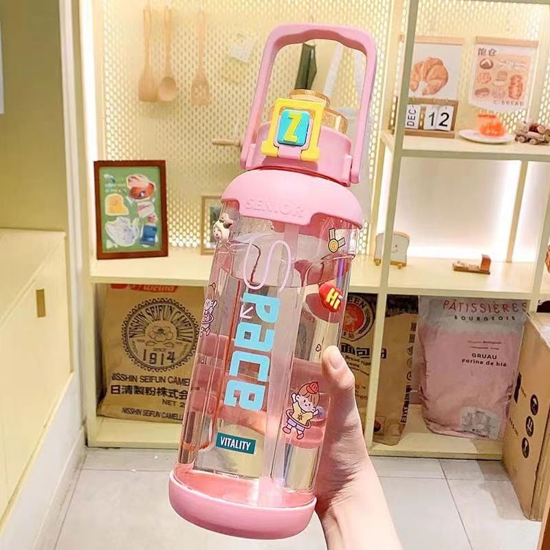 Bình Nước 1800ml Chữ Z Kèm Sticker MÃ 2023