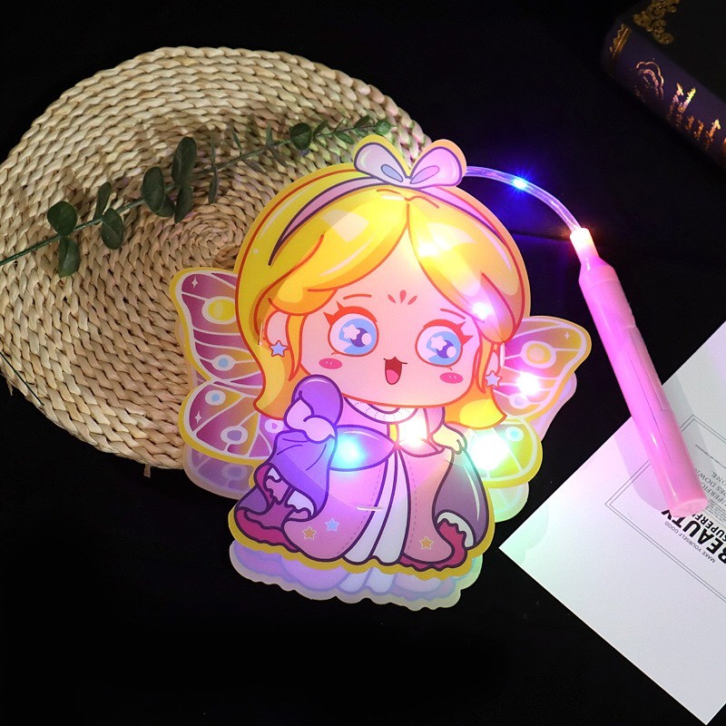 Đèn Lồng Có Đèn LED Nhấp Nháy 3 Chế Độ Hình Nhân Vật Hoạt Hình Cute (DIY TỰ RÁP - LOẠI NHỰA CÓ ĐÈN LED)/KO NHẠC)