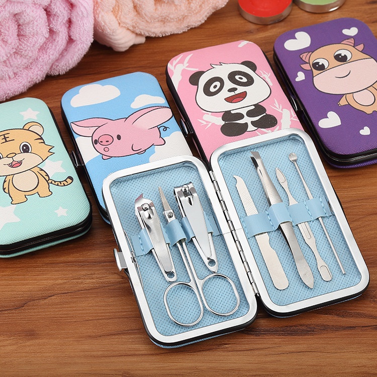 Bộ Bấm Móng Tay 7 Món Hộp Họa Tiết Động Vật Cute - BÒ NÂU