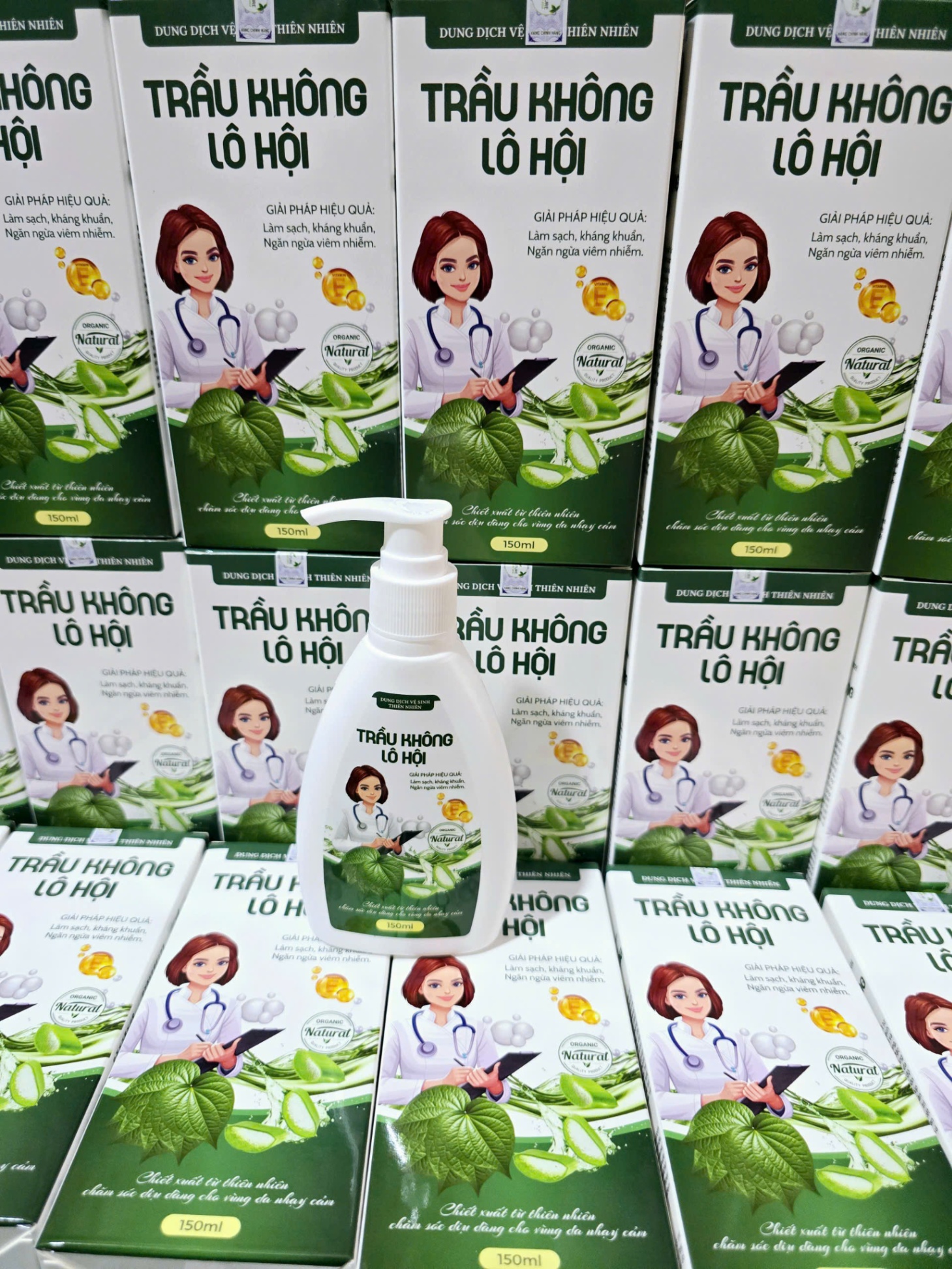 Dung Dịch Vệ Sinh Phụ Nữ Tía Tô Trầu Không Lô Hội 150ml MV921177 PQ01 - DDVS LÔ HỘI MV921177