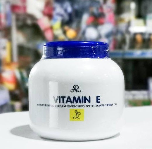 Kem Vitamin E Thái Lan 220ml ARON Chính Hãng (MV3616 Chữ Thái)