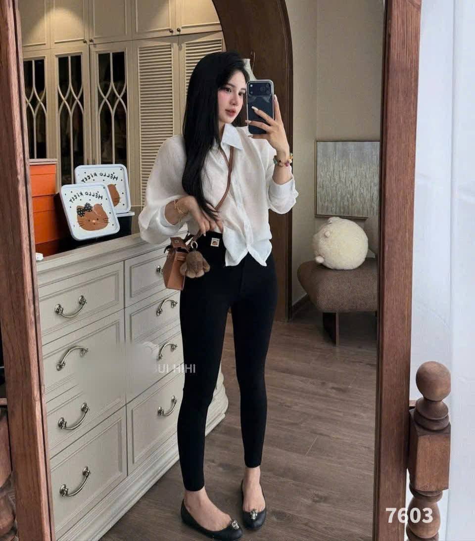 Quần Legging Mèo Kitty Nâu Hộp Nhựa Free Size<60kg H98