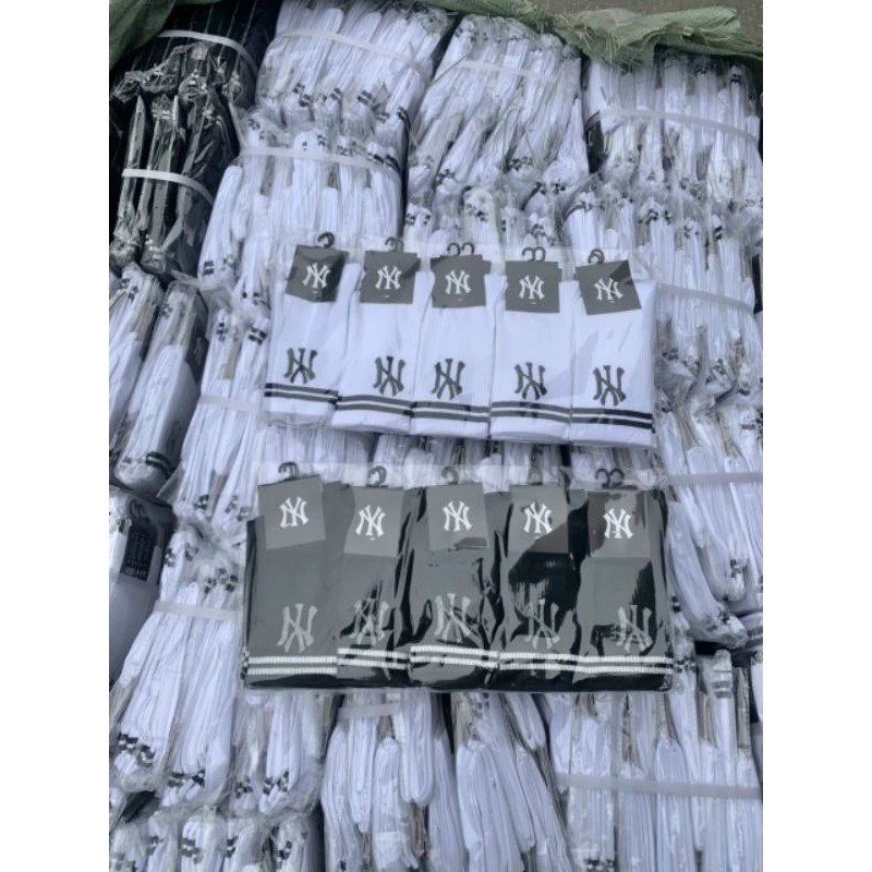 Vỉ 10 Đôi NY Cổ Cao Free Size Người Lớn - MÀU ĐEN
