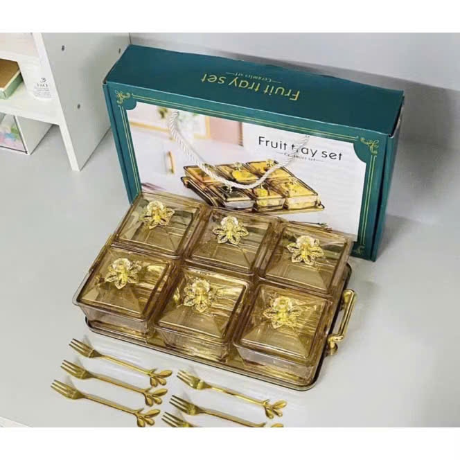 Khay Mứt 6 Hũ Thủy Tinh Khay Nhựa Núm Hoa (Trộn Màu) Mã KMTT001