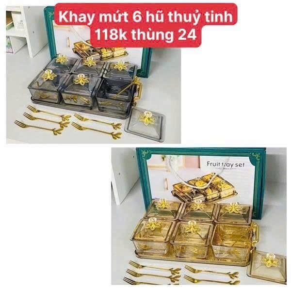 Khay Mứt 6 Hũ Thủy Tinh Khay Nhựa Núm Hoa (Trộn Màu) Mã KMTT001