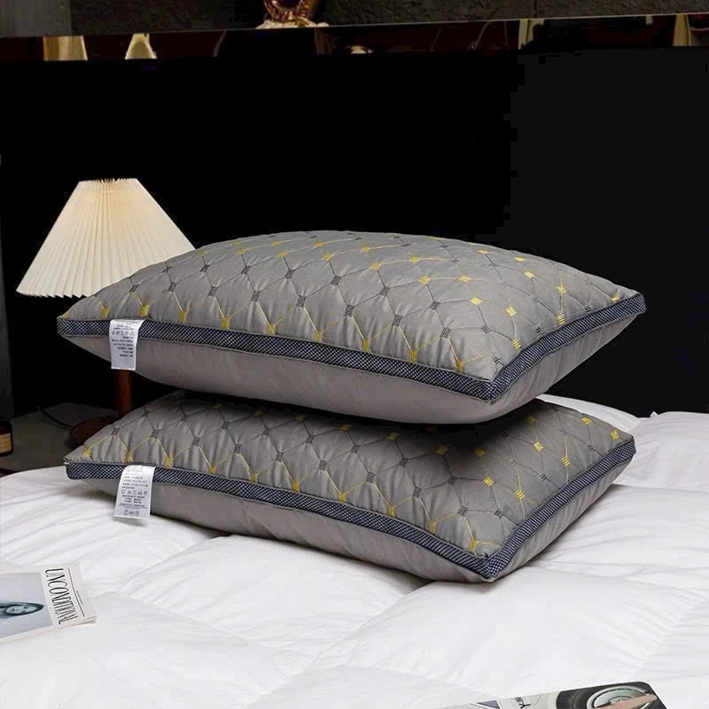 Gối Trám Đen Mát Xa 45x65cm