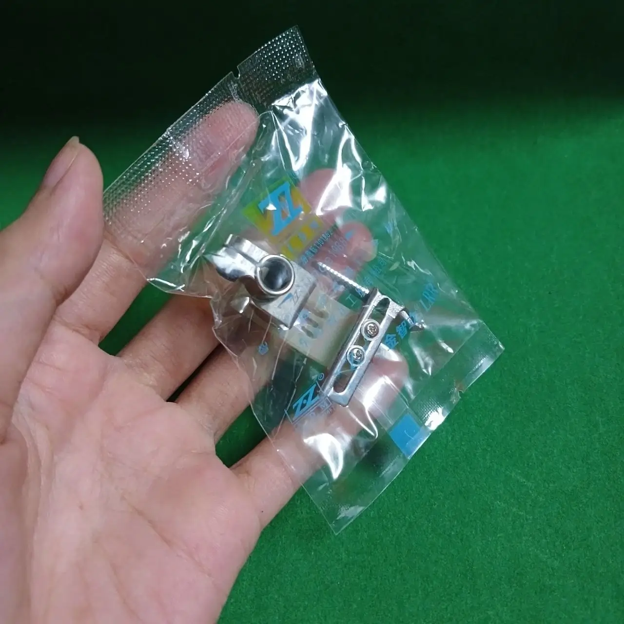 Chân Vịt Nhựa May Lai Có Cữ Máy Kansai ZZ T356K