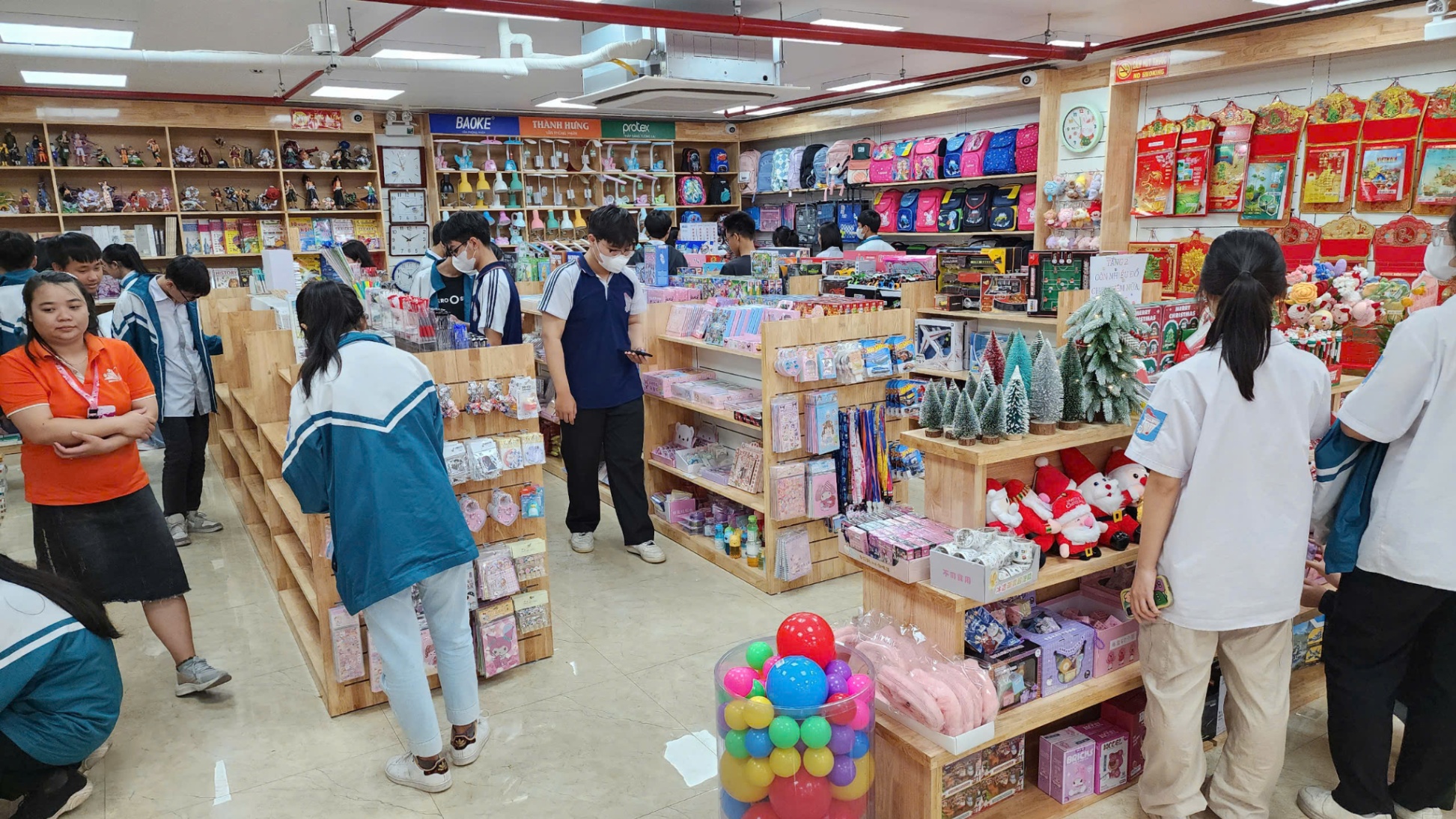 Nhà Sách 279 Hưng Yên – Điểm Đến Tin Cậy Cho Mọi Gia Đình Yêu Sách