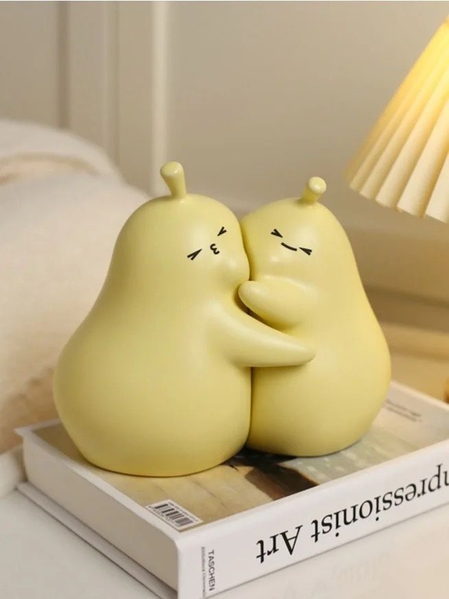 Pear Bookends