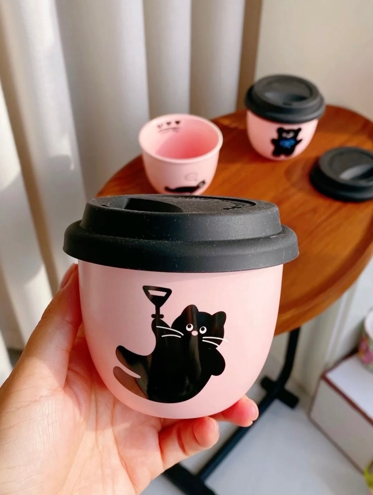 Mini cup mèo hồng