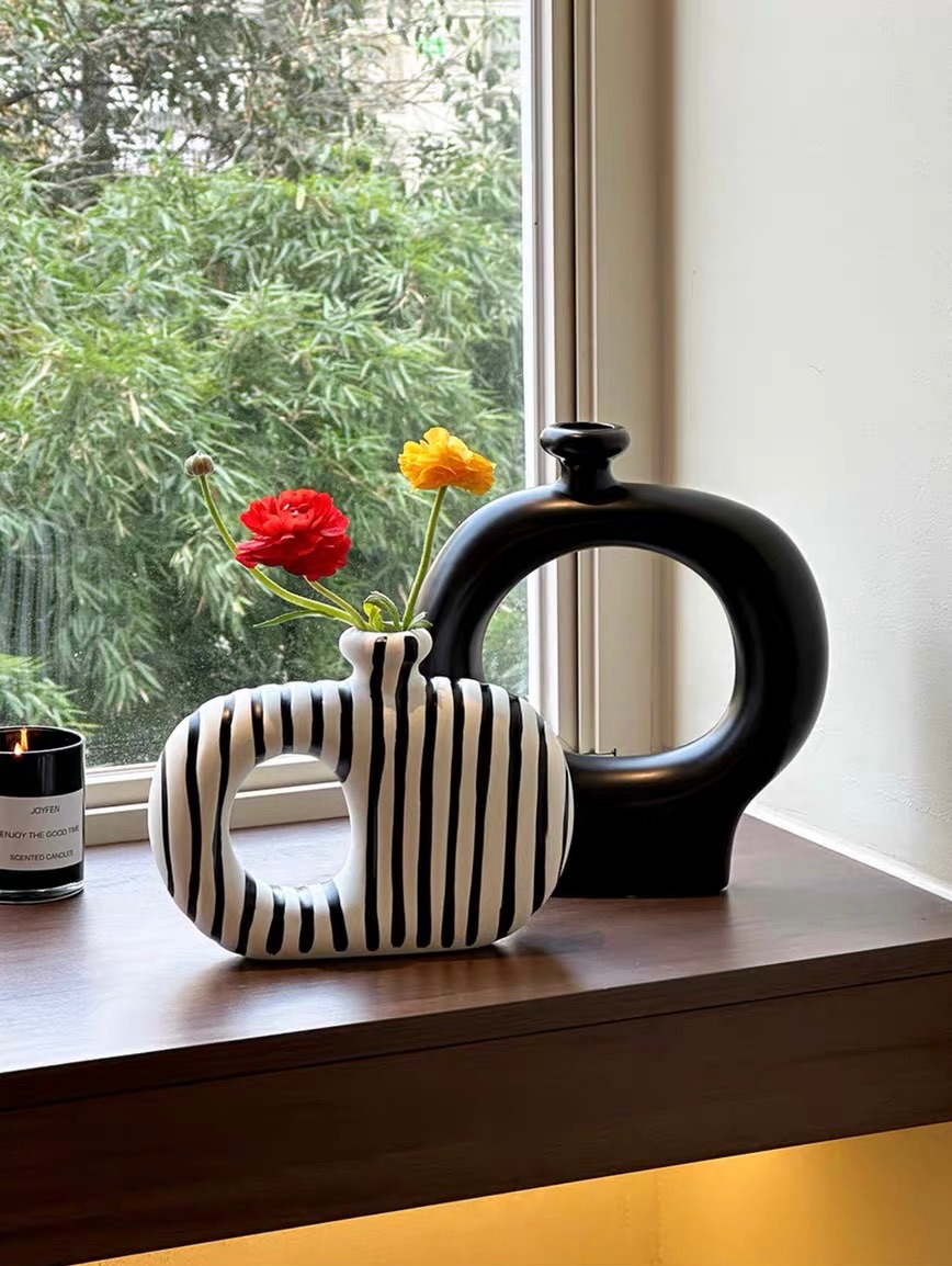 Set bình đen kẻ sọc