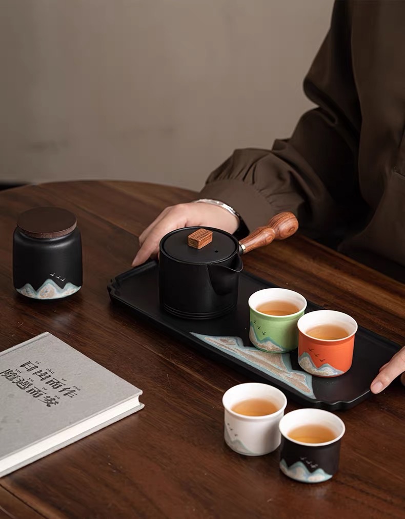 Set trà Fuji San 4 màu cán gỗ